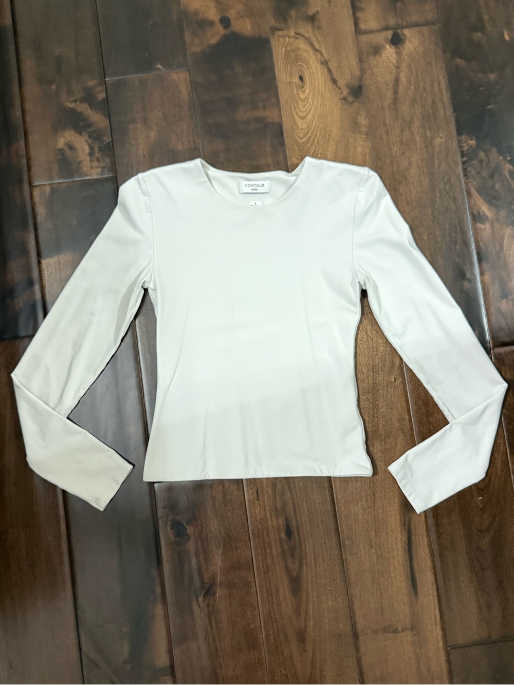 Aritzia Contour Long-Sleeve Crewneck Top in Off-White